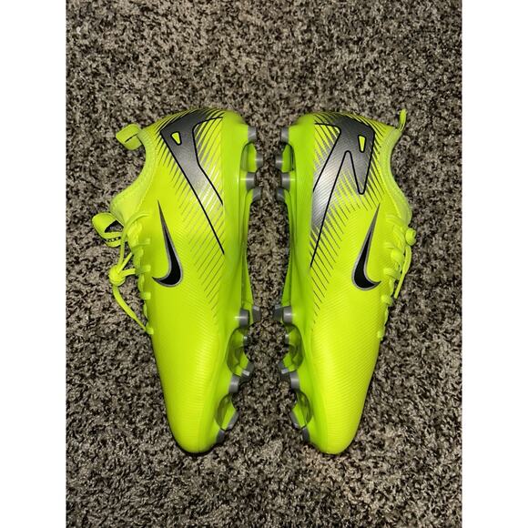 Nike Jr Zoom Mercurial Vapor 16 Voltage FG Cleats 6Y - Picture 3 of 8